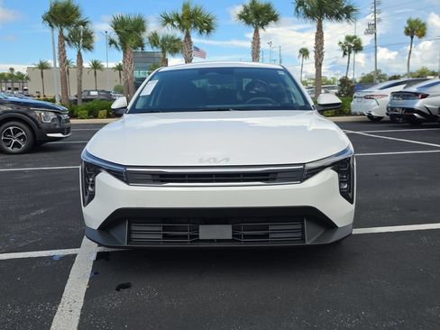 New 2026 Kia K4 FWD image 2
