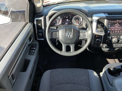 Used 2016 RAM 1500 Big Horn image 27