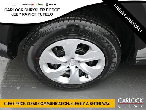 Used 2024 Toyota RAV4 LE image 41