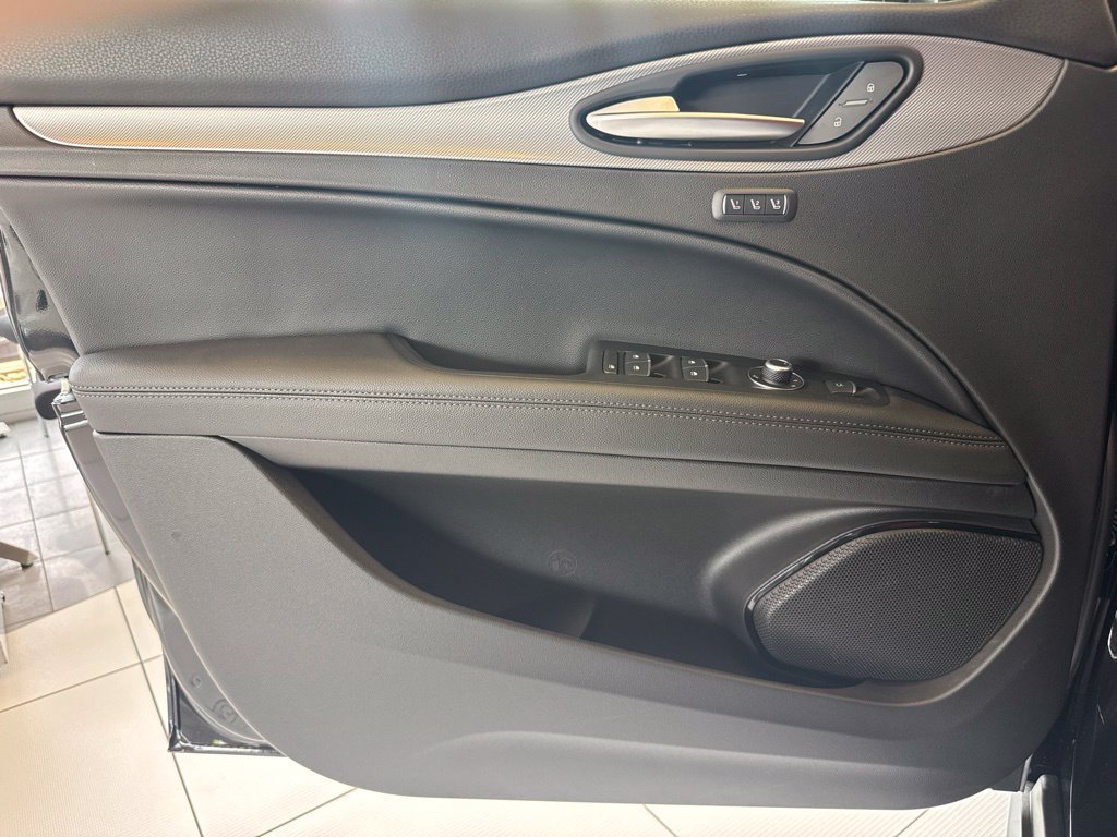 New 2026 Alfa Romeo Stelvio Sprint AWD/4WD image 16