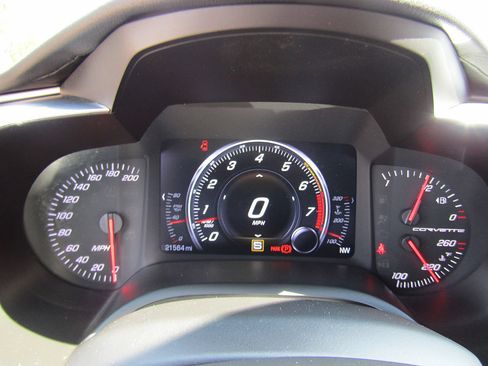 Used 2014 Chevrolet Corvette Stingray Convertible w/ 2LT Preferred Equipment Group RWD image 18
