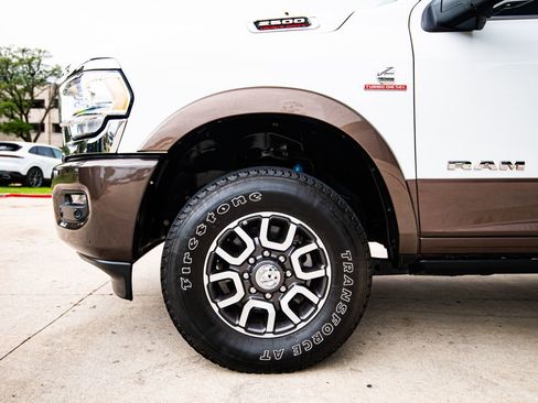 Used 2024 RAM 2500 Limited w/ Safety Group image 11