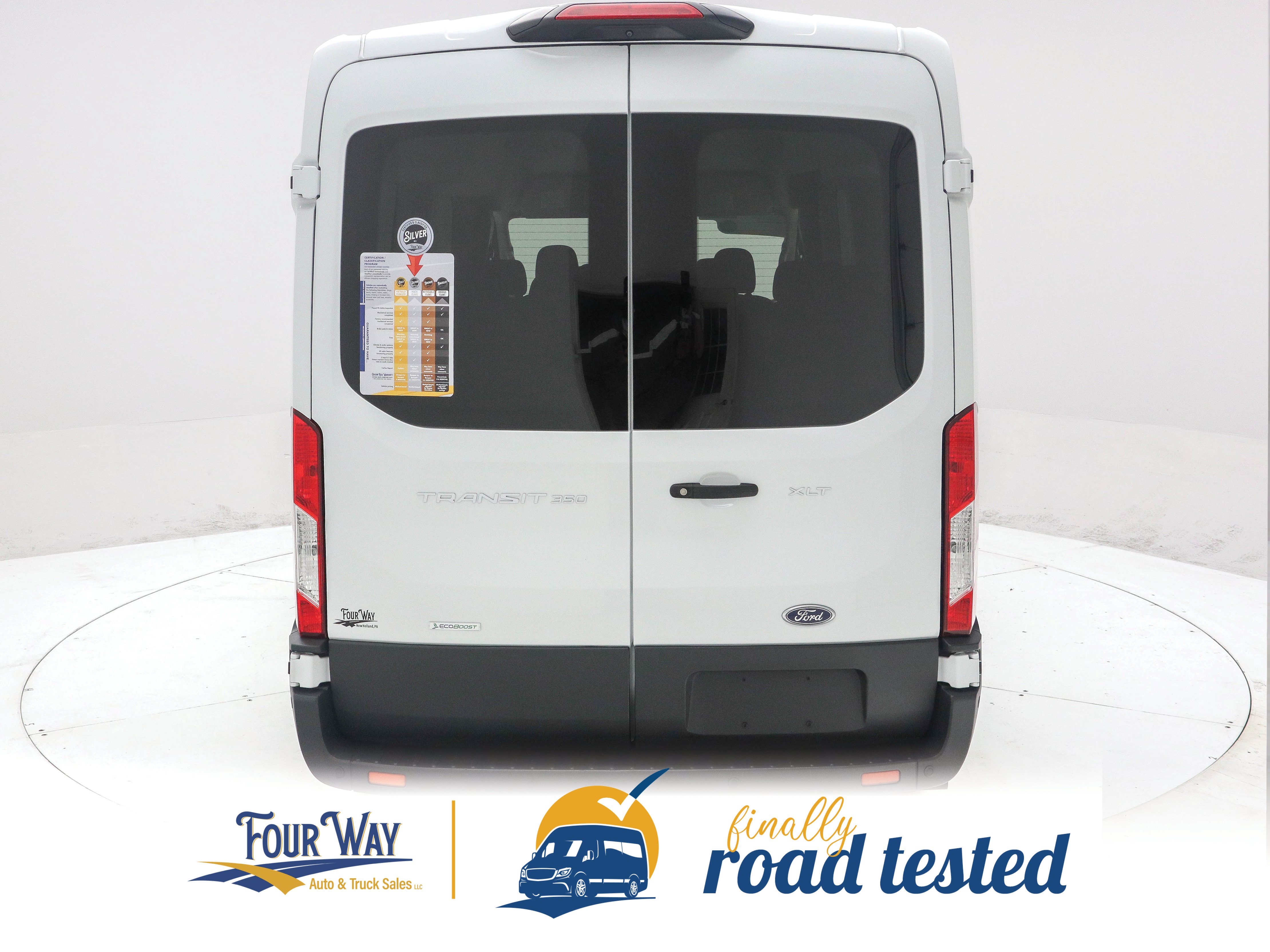 Used 2022 Ford Transit 350 XLT RWD image 5