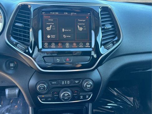 Used 2019 Jeep Cherokee Limited image 15