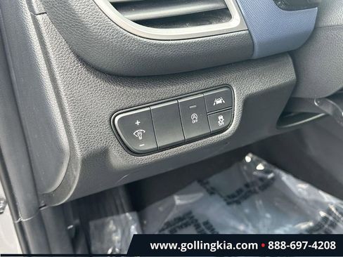 Certified 2023 Kia Seltos S image 18