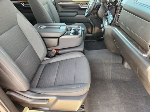 Used 2023 Chevrolet Silverado 1500 LT image 14