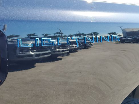 Used 2024 Ford F150 Lightning Flash image 10