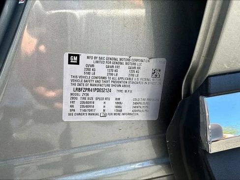 Used 2023 Buick Envision Essence AWD/4WD image 19