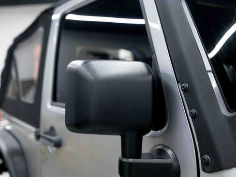 Used 2013 Jeep Wrangler Sport AWD/4WD image 26