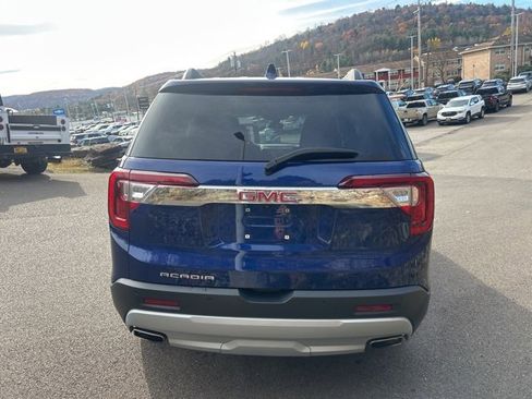 Certified 2023 GMC Acadia SLE w/ Driver Convenience Package image 13