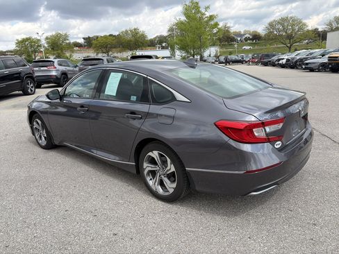 Used 2019 Honda Accord EX image 7