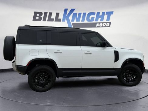 Used 2022 Land Rover Defender 110 S image 6