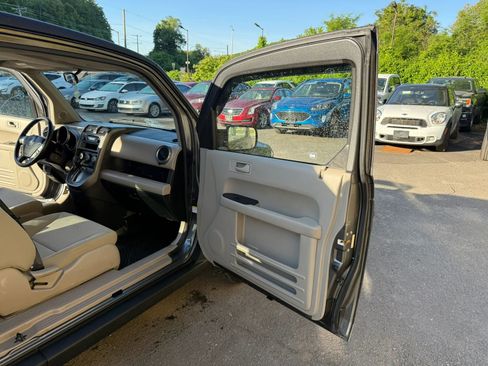 Used 2011 Honda Element LX image 13