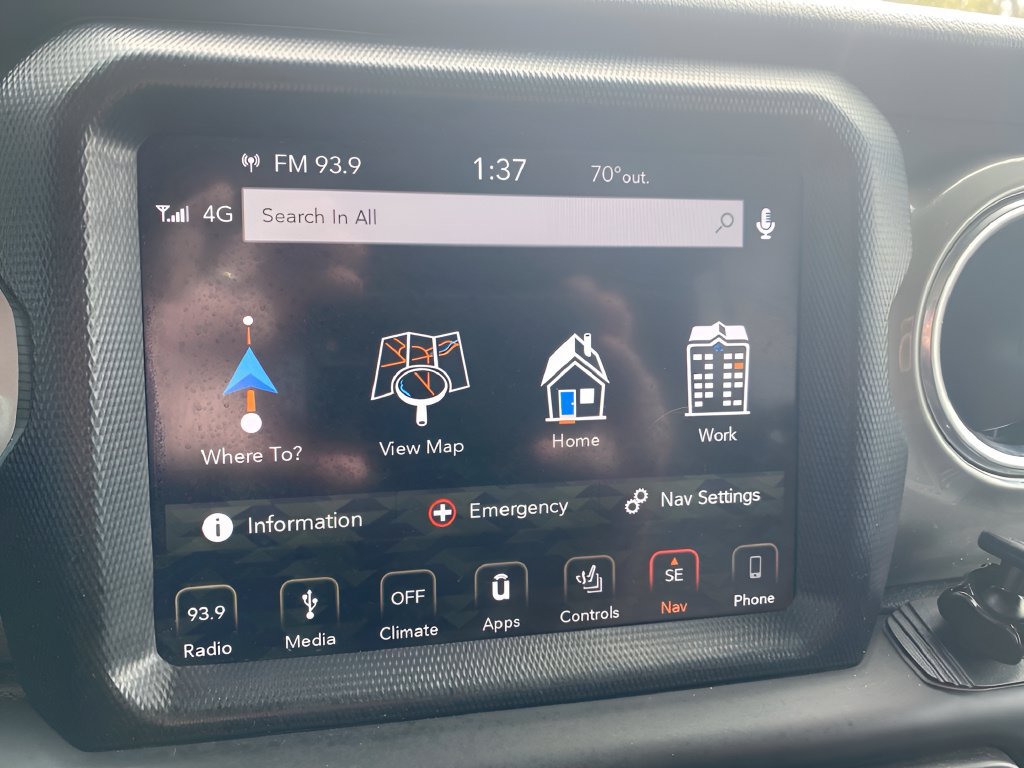 Used 2019 Jeep Wrangler Unlimited Sahara w/ Advanced Safety Group AWD/4WD image 15