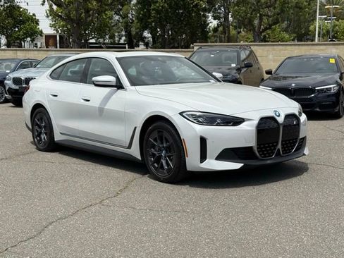 Used 2023 BMW i4 eDrive40 w/ Premium Package RWD image 6