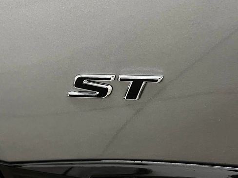 New 2026 Buick Envision Sport Touring AWD/4WD image 12