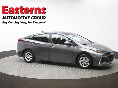 Used 2022 Toyota Prius Prime LE FWD image 45