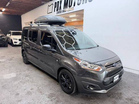 Used 2017 Ford Transit Connect XLT FWD image 2