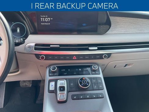 Used 2023 Hyundai Palisade Calligraphy image 13