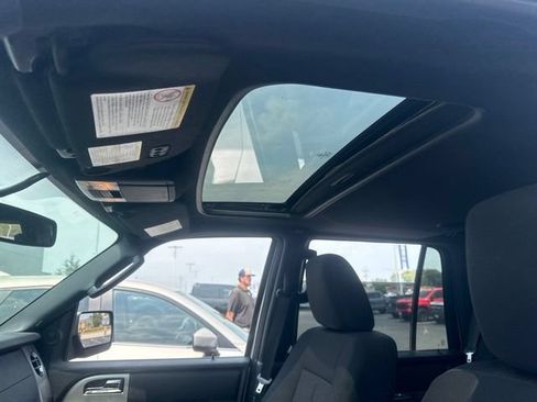 Used 2017 Ford Expedition XLT AWD/4WD image 15