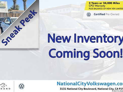 Used 2022 Volkswagen Tiguan SE R-Line image 1