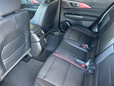 New 2025 Chevrolet Equinox EV RS image 12