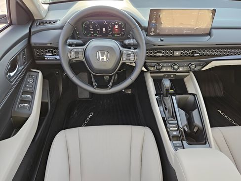 New 2025 Honda Accord EX-L image 10