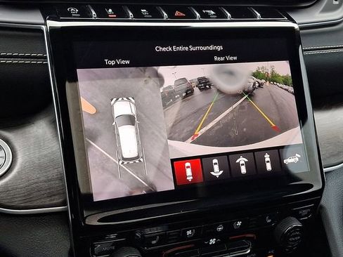 Used 2021 Jeep Grand Cherokee L Limited AWD/4WD image 20
