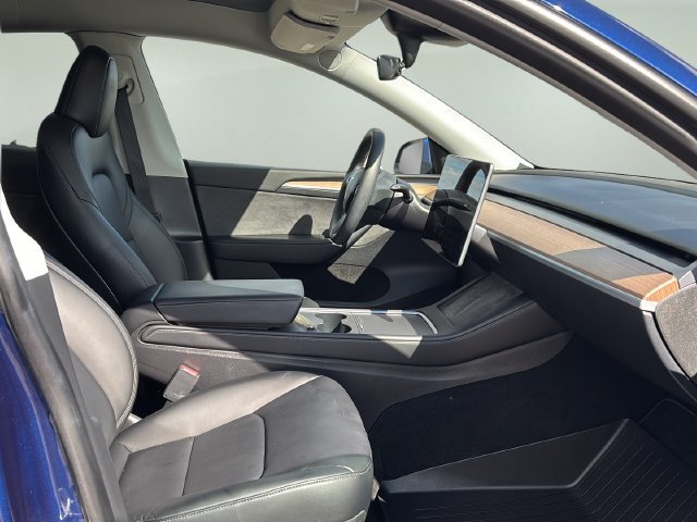 Used 2023 Tesla Model Y Long Range AWD/4WD image 10