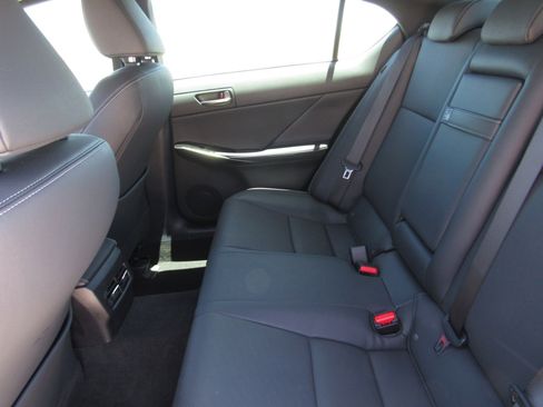 Used 2025 Lexus IS 300 F Sport RWD image 12