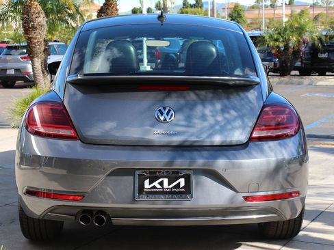 Used 2019 Volkswagen Beetle 2.0T Final Edition SEL image 8