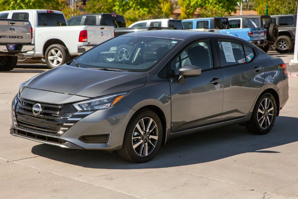 Used 2025 Nissan Versa SV w/ Trunk Package FWD image 9