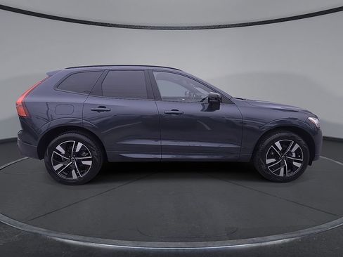 New 2026 Volvo XC60 B5 Plus w/ Climate Package AWD/4WD image 12