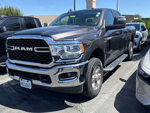 Used 2024 RAM 2500 Big Horn AWD/4WD image 2