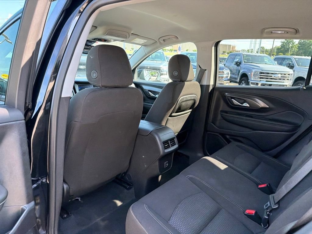 Used 2024 GMC Terrain SLE AWD/4WD image 15