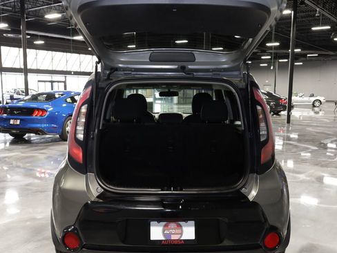 Used 2016 Kia Soul + FWD image 24