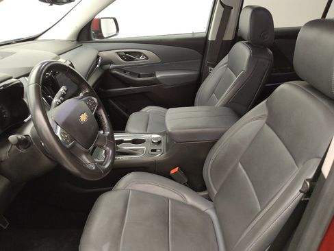 Used 2018 Chevrolet Traverse LT FWD image 17