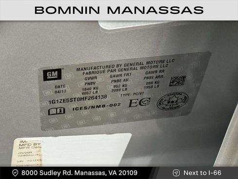 Used 2017 Chevrolet Malibu LT image 30