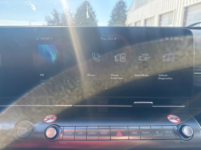 Used 2025 Hyundai Kona SEL AWD/4WD image 2