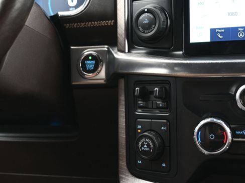 Used 2023 Ford F150 King Ranch w/ Equipment Group 601A High AWD/4WD image 39