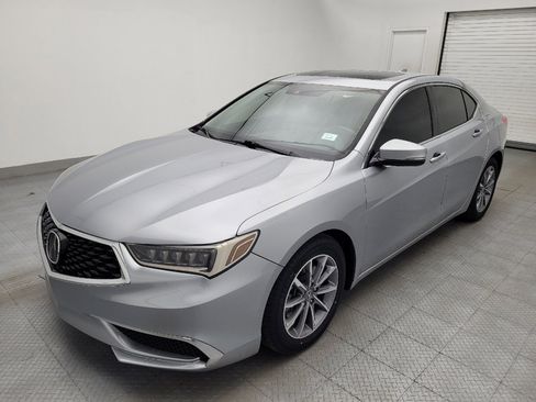 Used 2019 Acura TLX image 2