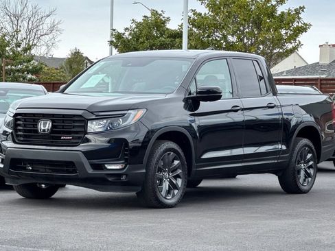 Certified 2023 Honda Ridgeline Sport image 8