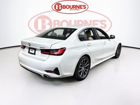Used 2019 BMW 330i xDrive Sedan w/ Convenience Package AWD/4WD image 11