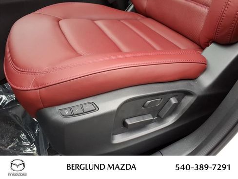 New 2025 MAZDA CX-5 Carbon Edition image 11