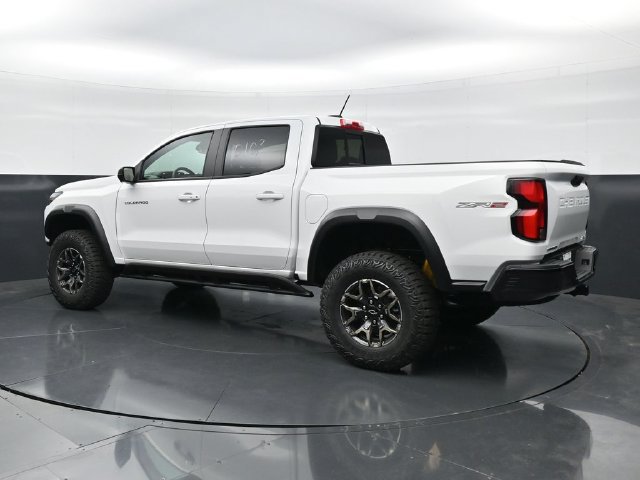 New 2026 Chevrolet Colorado ZR2 w/ Technology Package AWD/4WD image 9