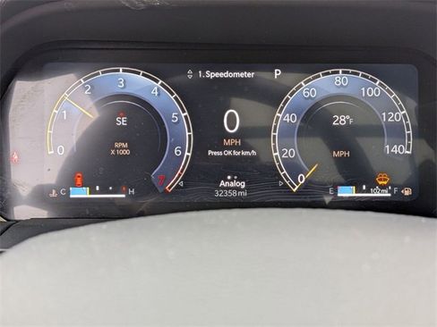 Certified 2024 Jeep Grand Cherokee L Limited w/ Luxury Tech Group II image 18