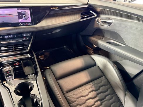 Used 2023 Audi RS e-tron GT image 21