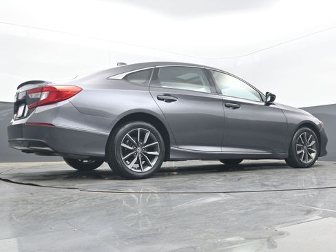 Used 2021 Honda Accord EX-L image 26
