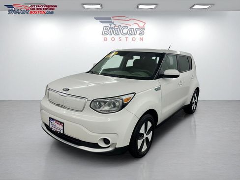 Used 2017 Kia Soul EV-e image 1