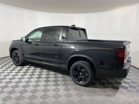 New 2026 Honda Ridgeline Black Edition image 2